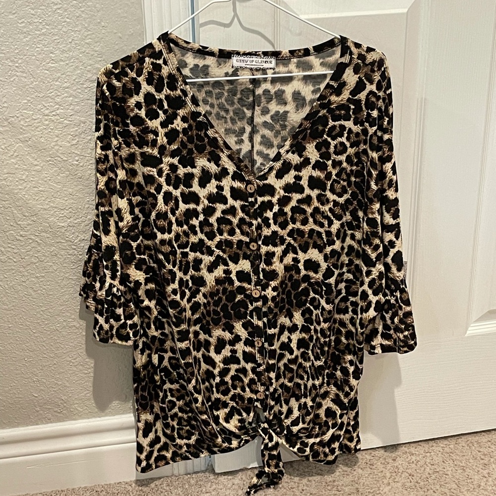 Giddy up glamour large leopard top